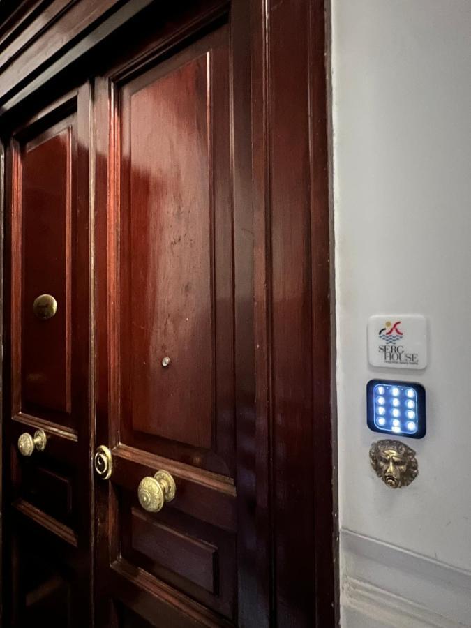 Serghouse 那不勒斯 外观 照片